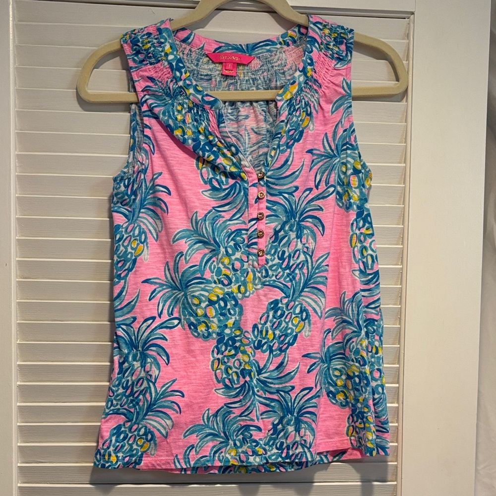 Lilly Pulitzer Pink Pineapple-Print Ruffle Henley Tank Small